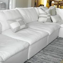 V Rugs & Home Berber Lumbar Pillow