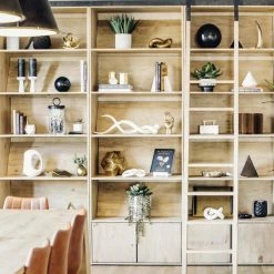 Noir Castine Sculpture