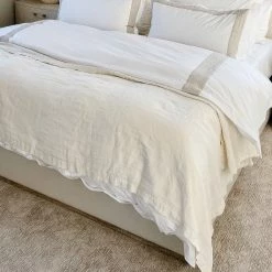 Sonder Living Raffles Bed