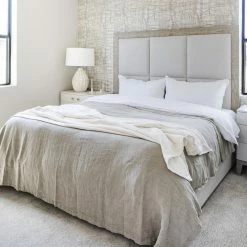 Sonder Living Raffles Bed