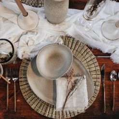 Yunnan Dianfeng Flower Technology Co. Ltd Valentines Grass Featured Collections