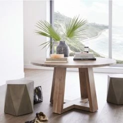 MOES Gem Outdoor Stool