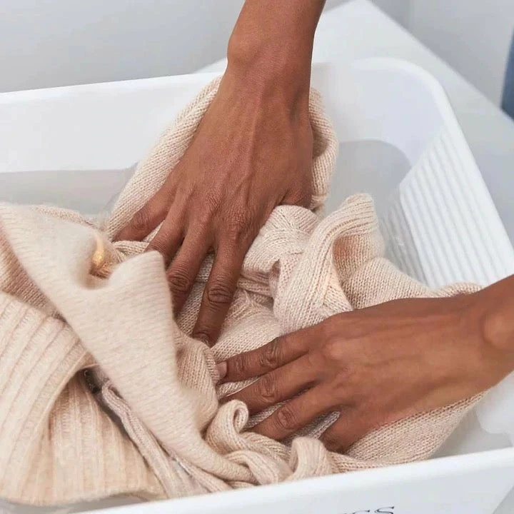 The Laundress In Stock Wool & Cashmere Shampoo